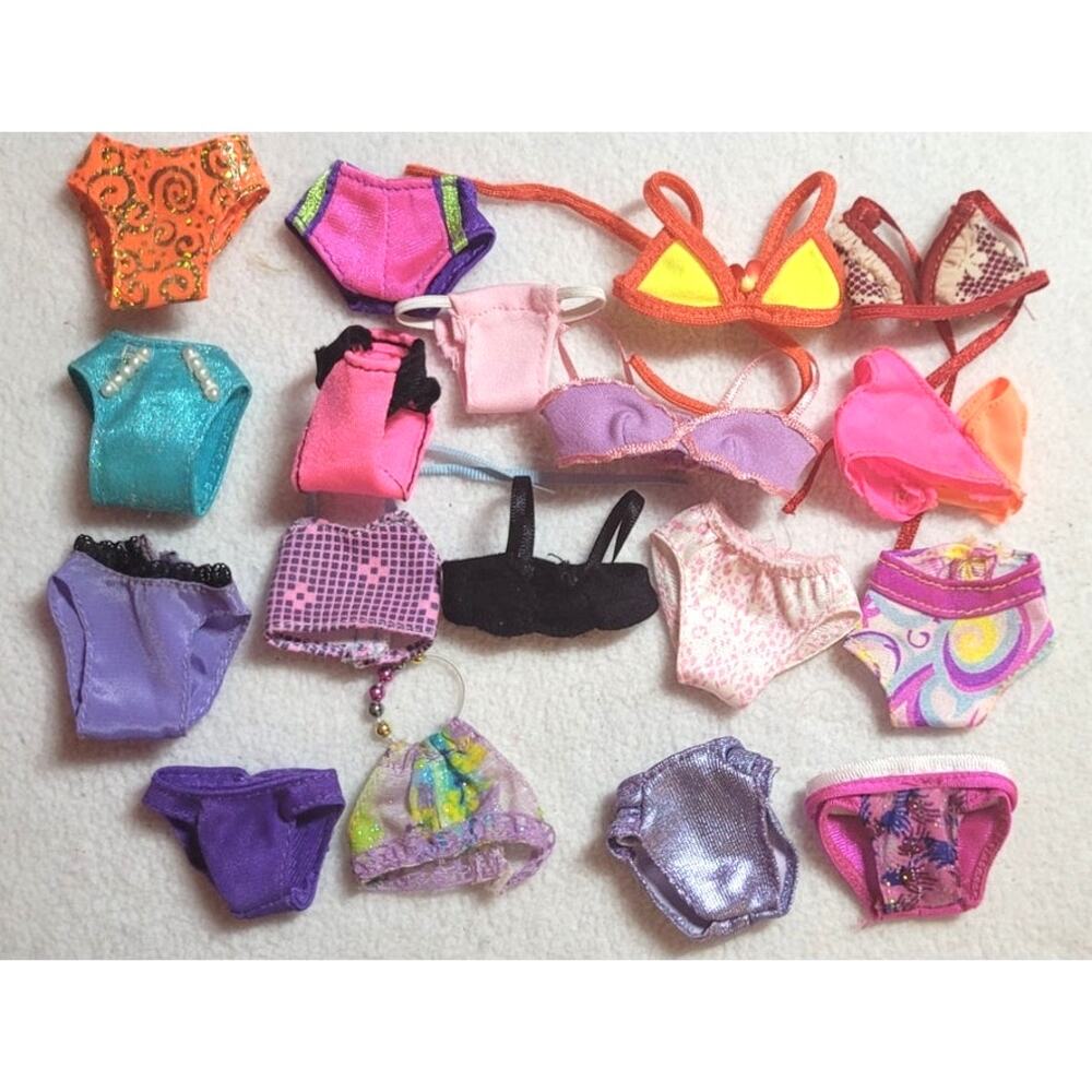 Vtg 18 Pc Barbie Beach Summer Swimwear Bathing Suits Bikini Tops Bottoms Mix